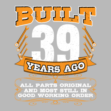 Zoom image Rakennettu 39 vuotta sitten Kaikki osat Alkuperäinen mekaanikko