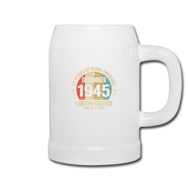 verjaardag gezegde  - 77 jaar geweldig zijn sinds december 1945